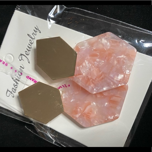 pink marble hexagonal drop earrings - Picture 3 of 5